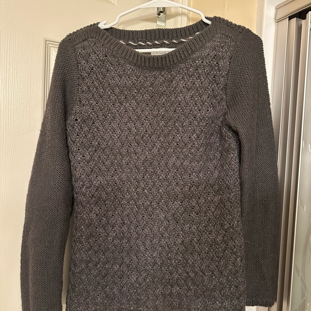 Women’s Gray Textured Knit Sweater